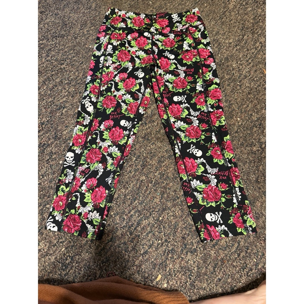 Y2K Betsey Johnson Performance Capri Leggings - Skulls & Flowers | Sz: S